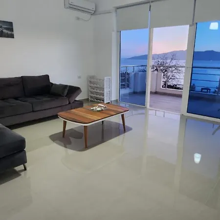 Saranda Horizon Apartment Exterior photo