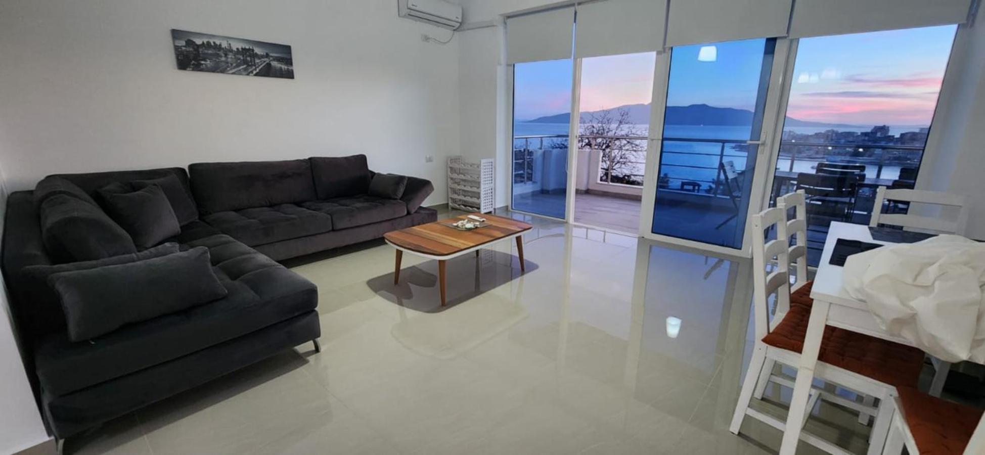 Horizon * Sarandë